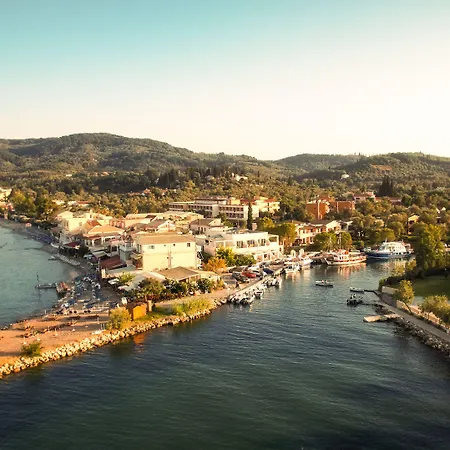 Nasos & 3* Moraitika