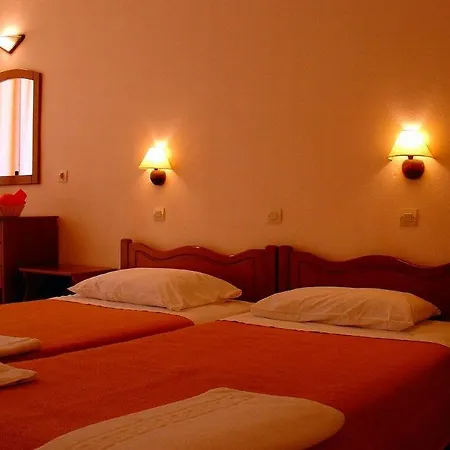 Szálloda Nasos & 3*