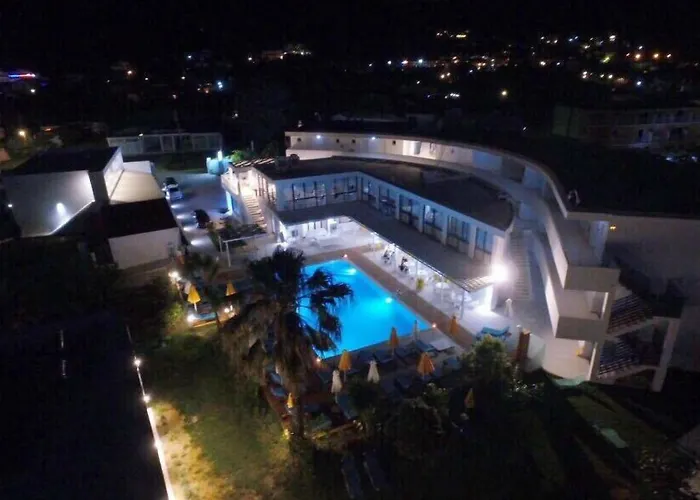 Nasos &