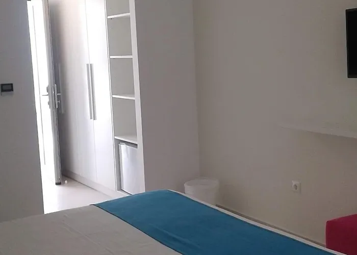 Nasos & Hotel 3*